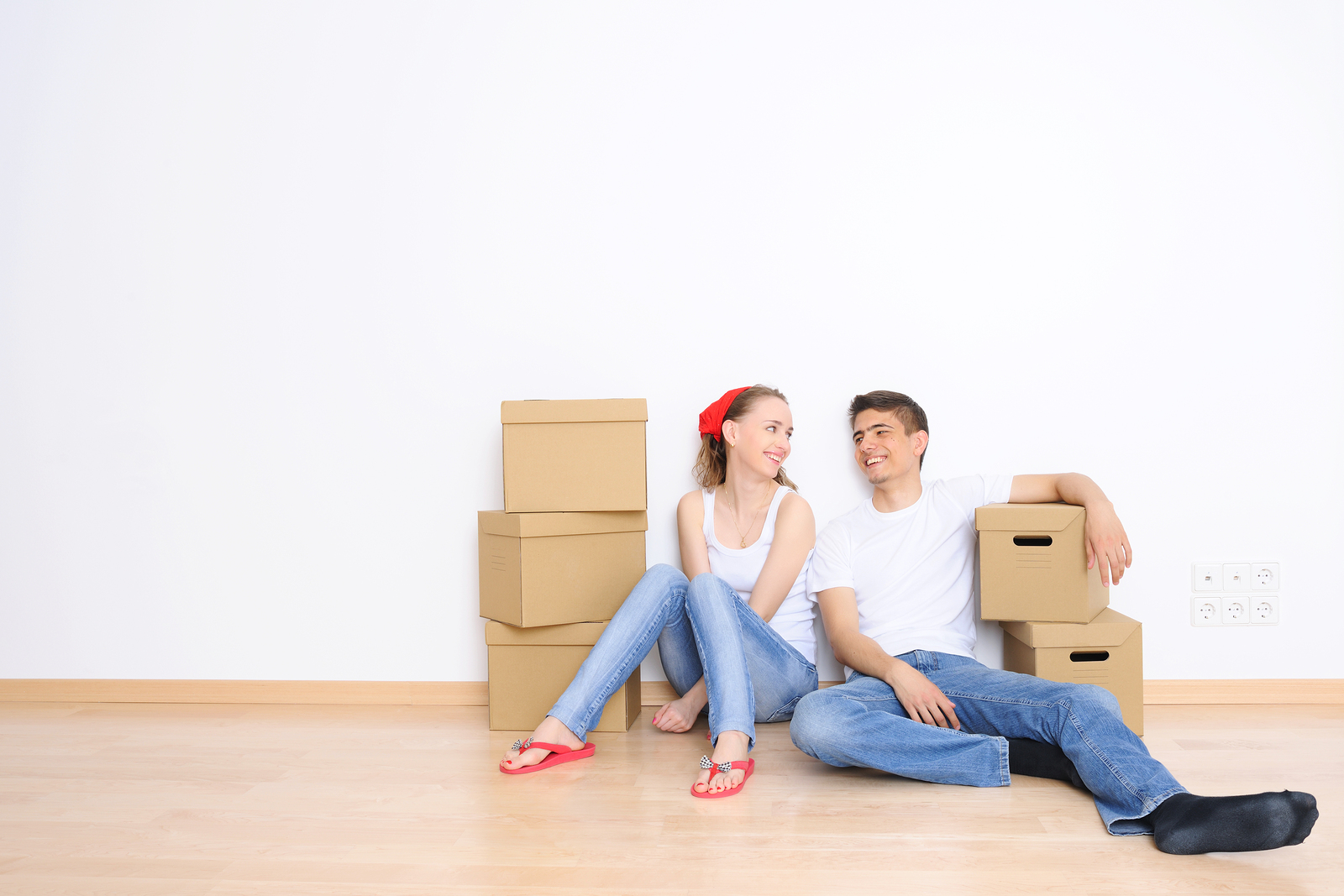 removals in Bournemouth young couple moving